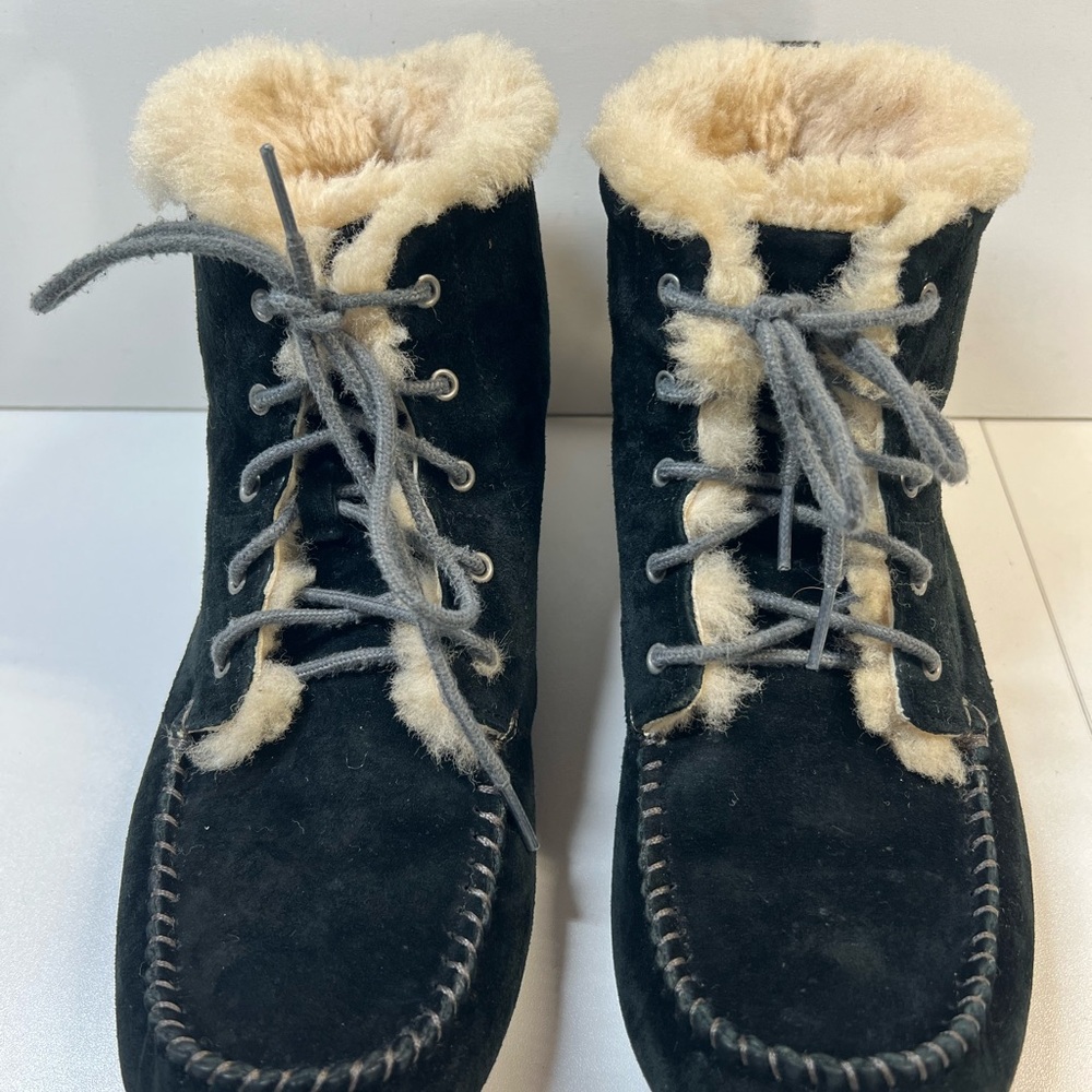 Ugg Black Moccasins Chickaree Shearling Lace Up Boots Women 7